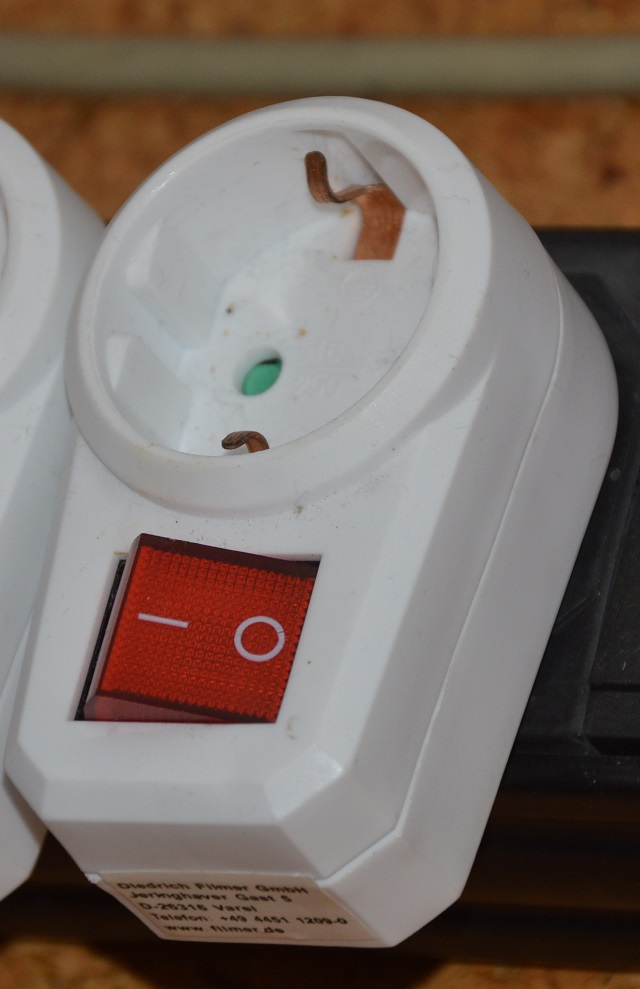 aaa Stecker.jpg